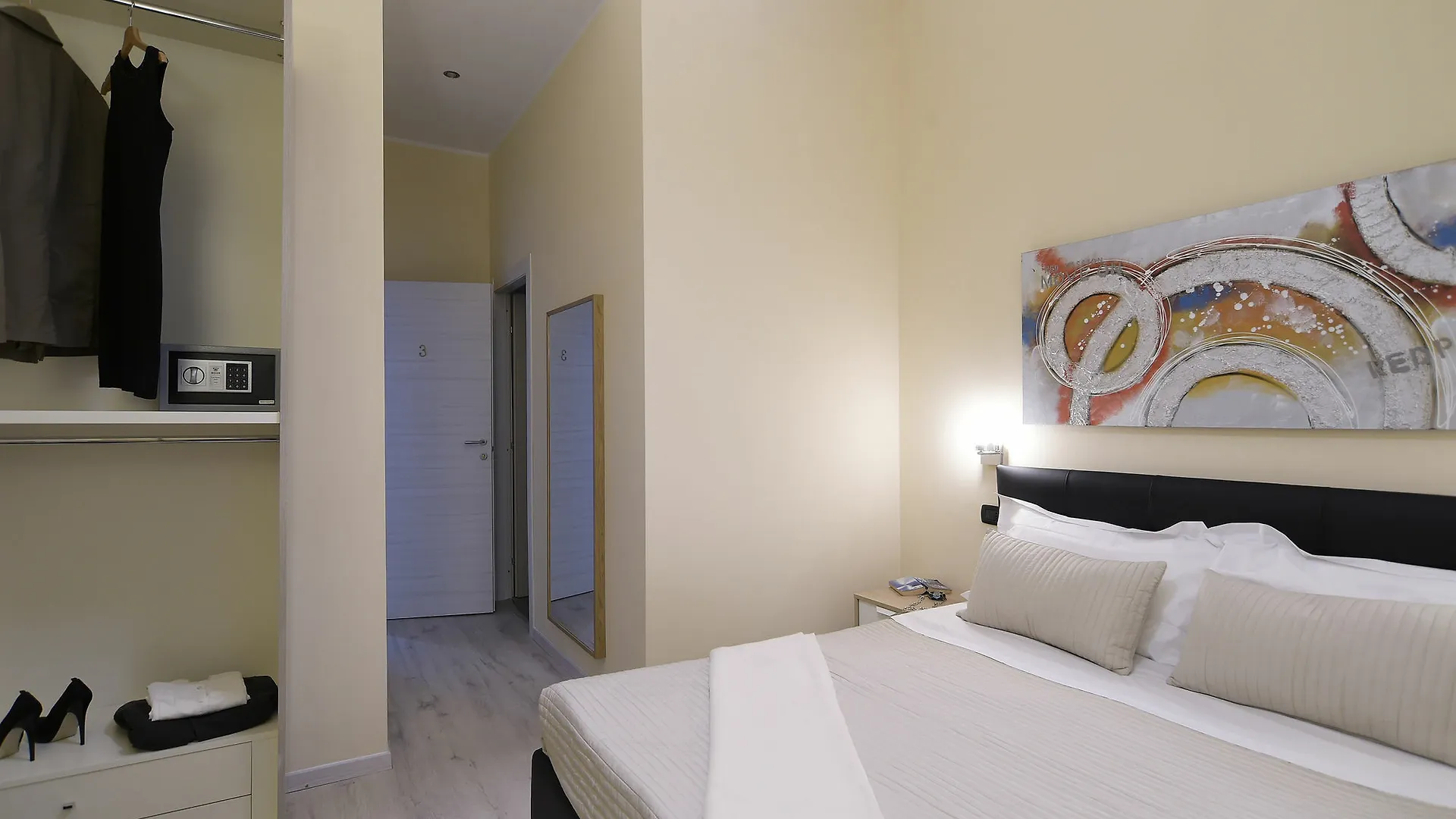Town House 57 Hotel Rome 2*,